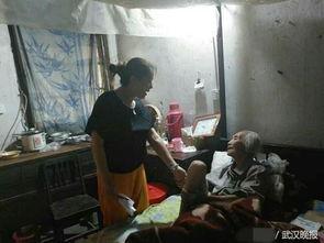武汉老人吃瓜事件视频,一场引发社会关注的街头冲突